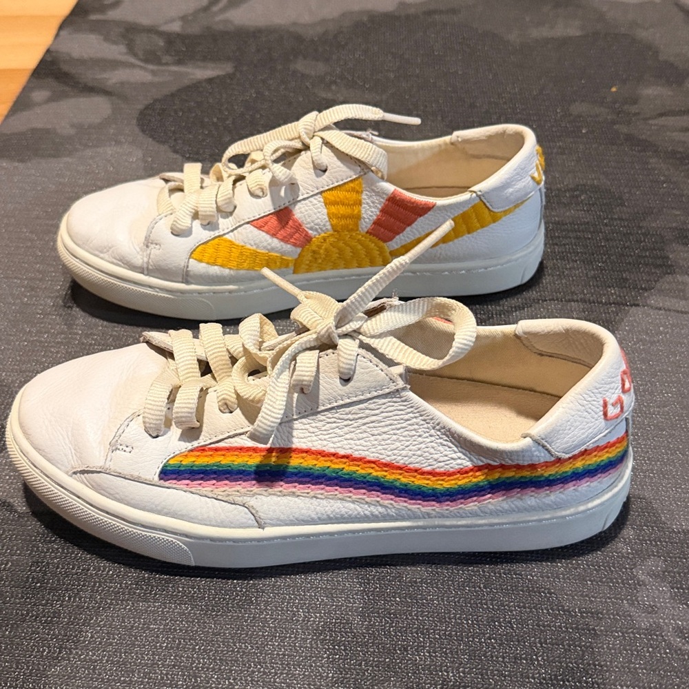 Soludos Ibiza Leather Sneakers Rainbow Embroidered White Lace Up Shoes 7